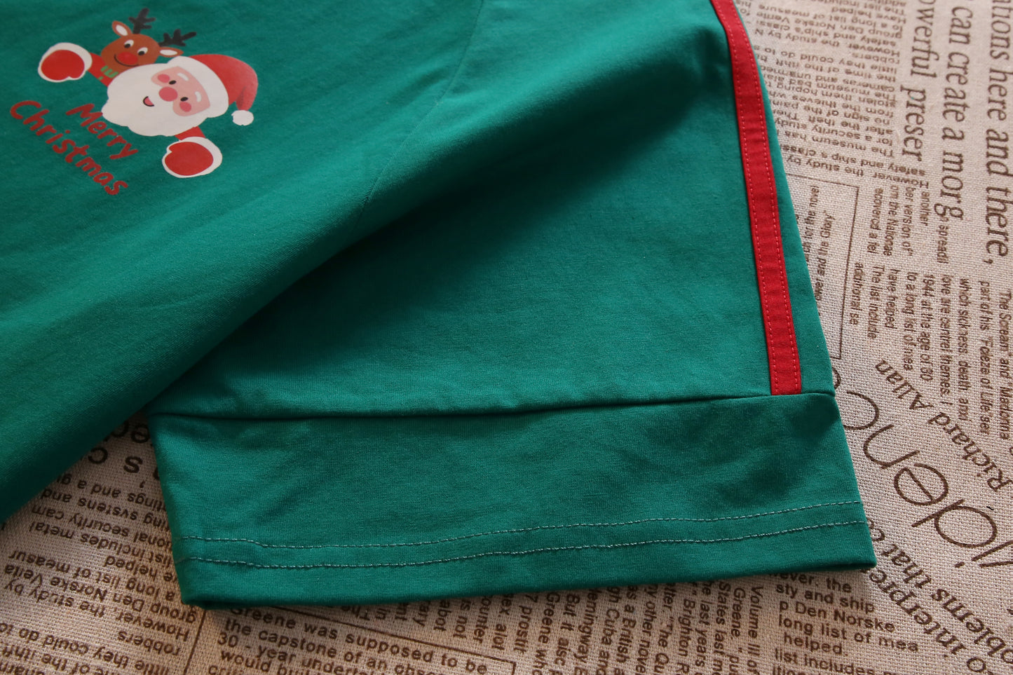 [PRE-ORDER] Cozy Christmas Pajama Set for Him | RuRu’s Cozy Days Holiday Edition