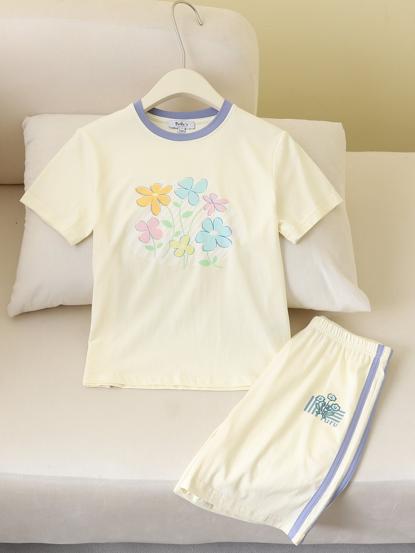 Kids Short Sleeve T-Shirt & Shorts Set – Soft Floral
