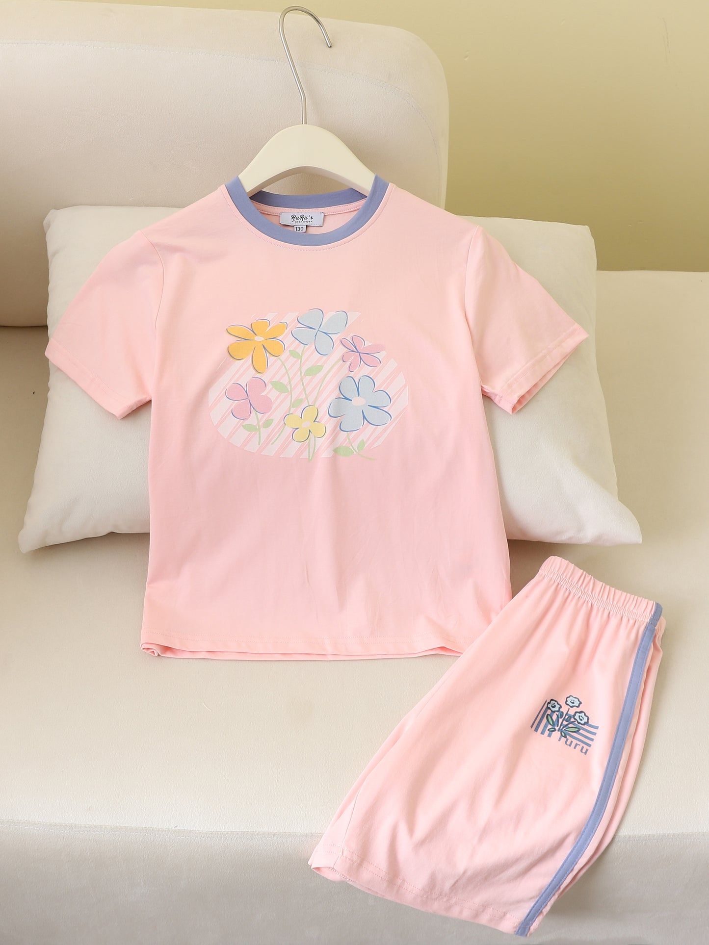 Kids Short Sleeve T-Shirt & Shorts Set – Soft Floral