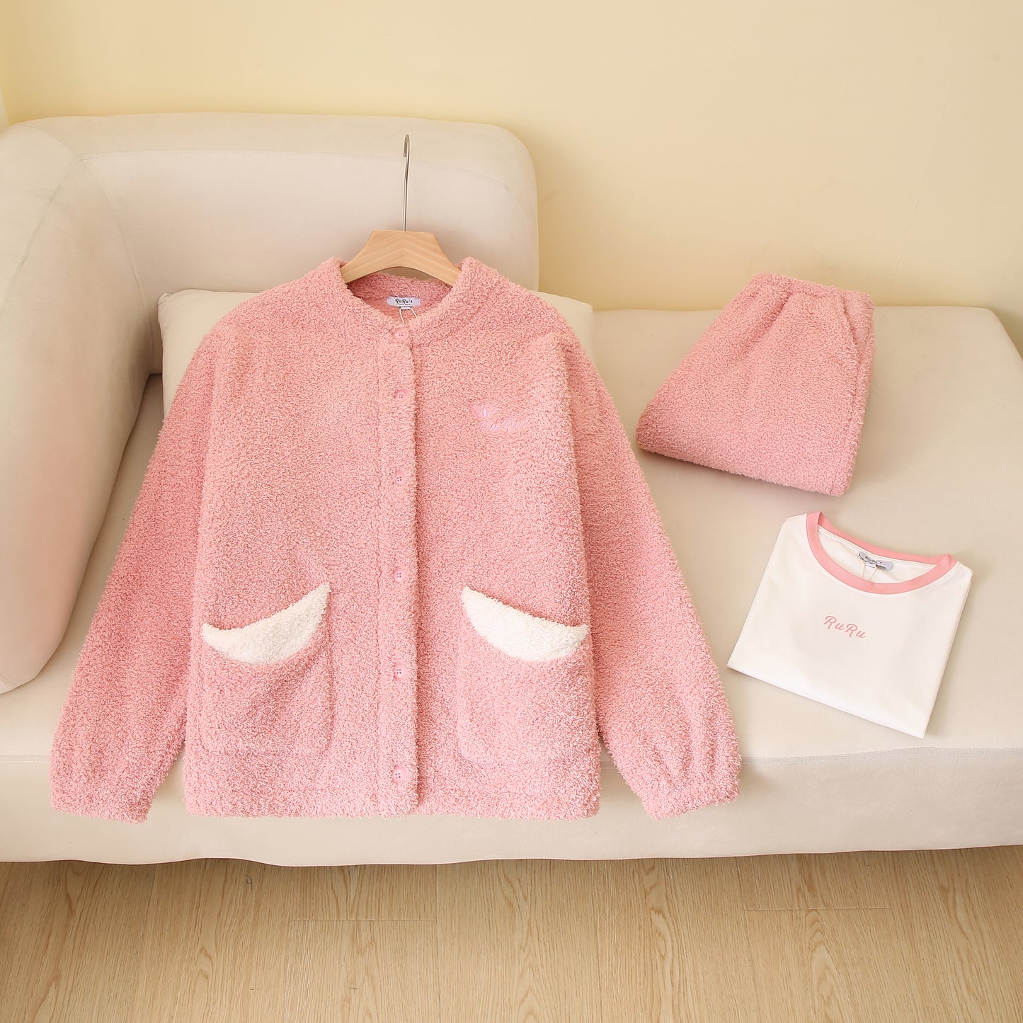 RuRu‘s Cozy Button Fleece 3-Piece Lounge Set