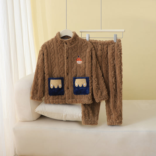RuRu‘s Cozy Kids Winter Plush Lounge Set
