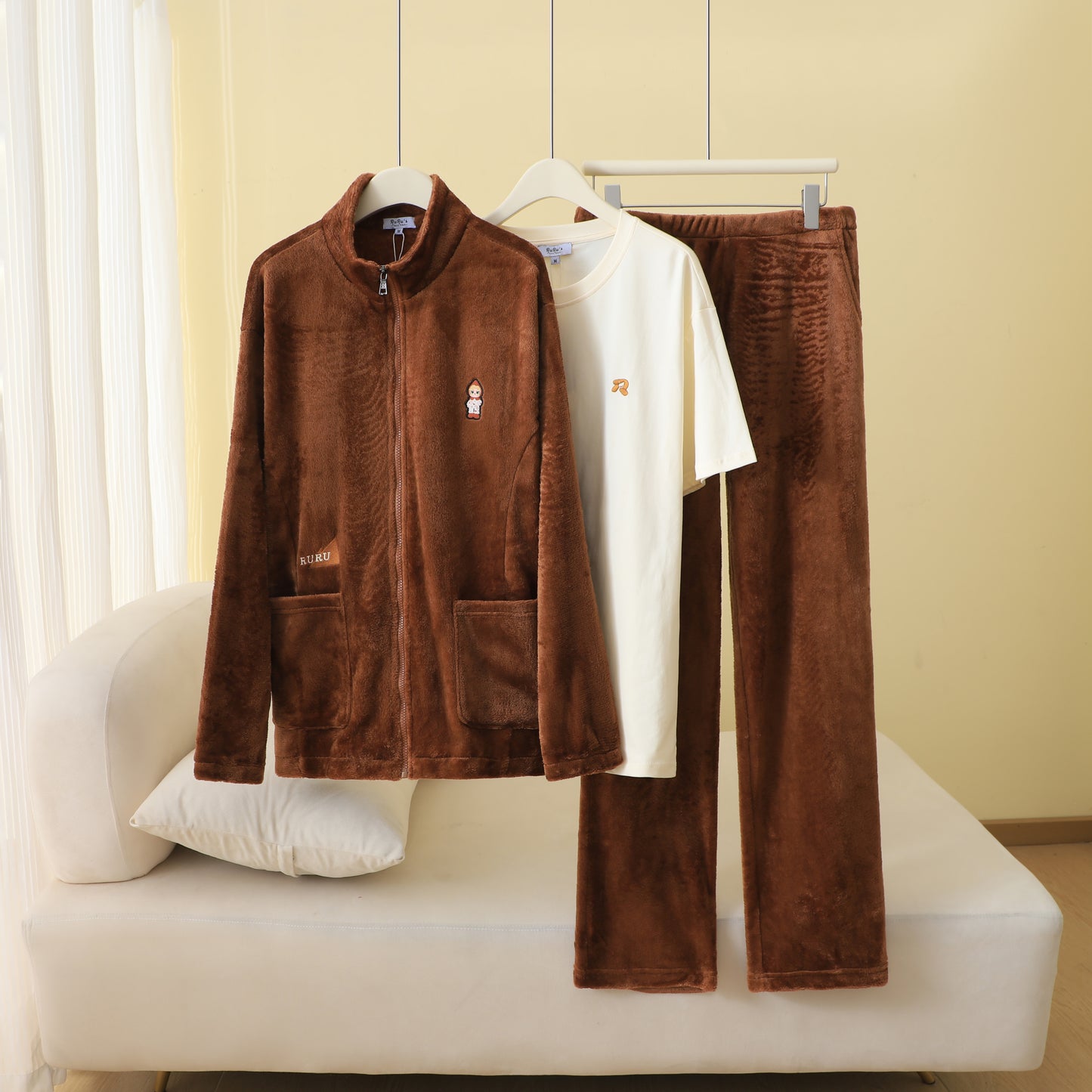 RuRu’s Cozy Men’s Velvet 3-Piece Lounge Set
