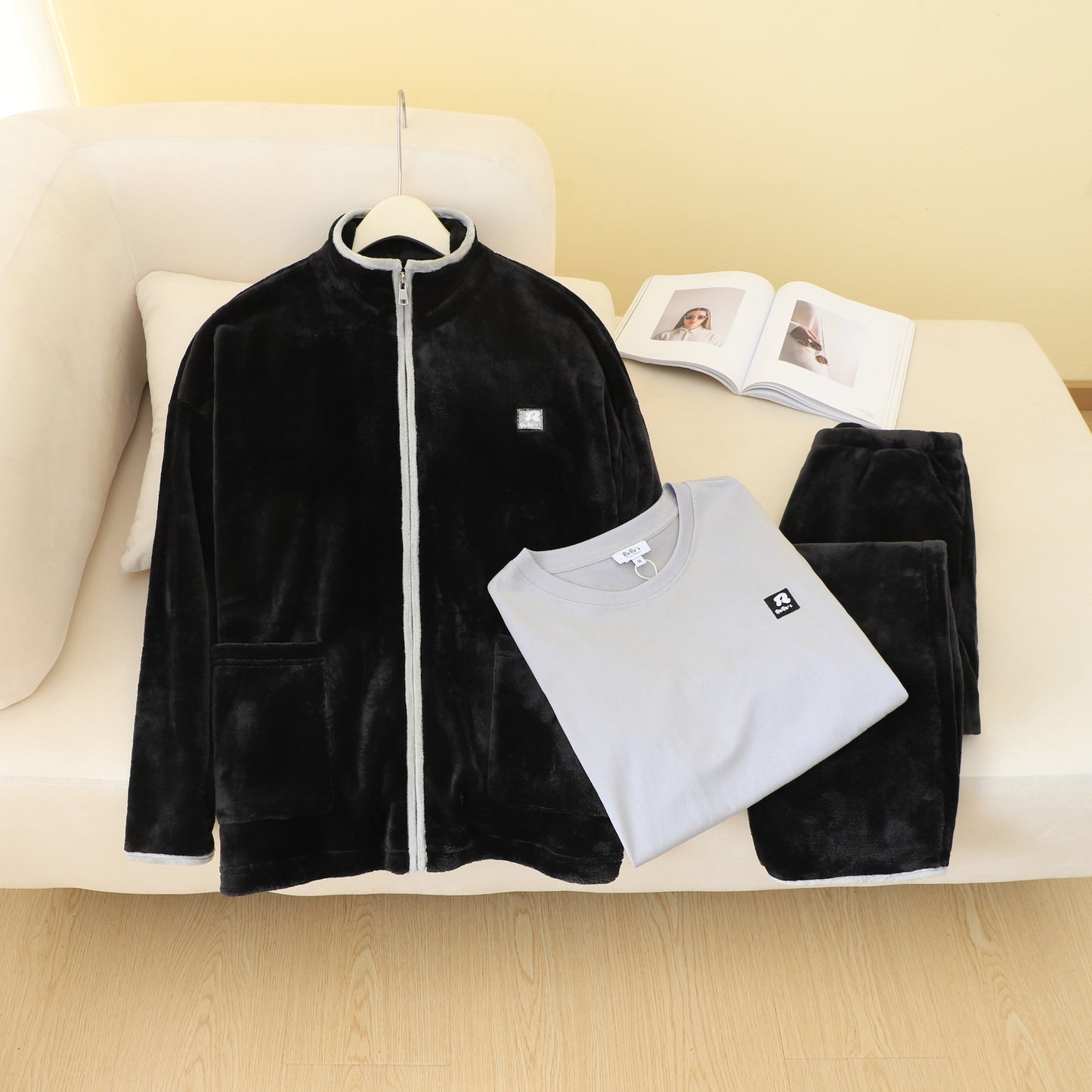 RuRu’s Cozy Men’s Velvet 3-Piece Lounge Set