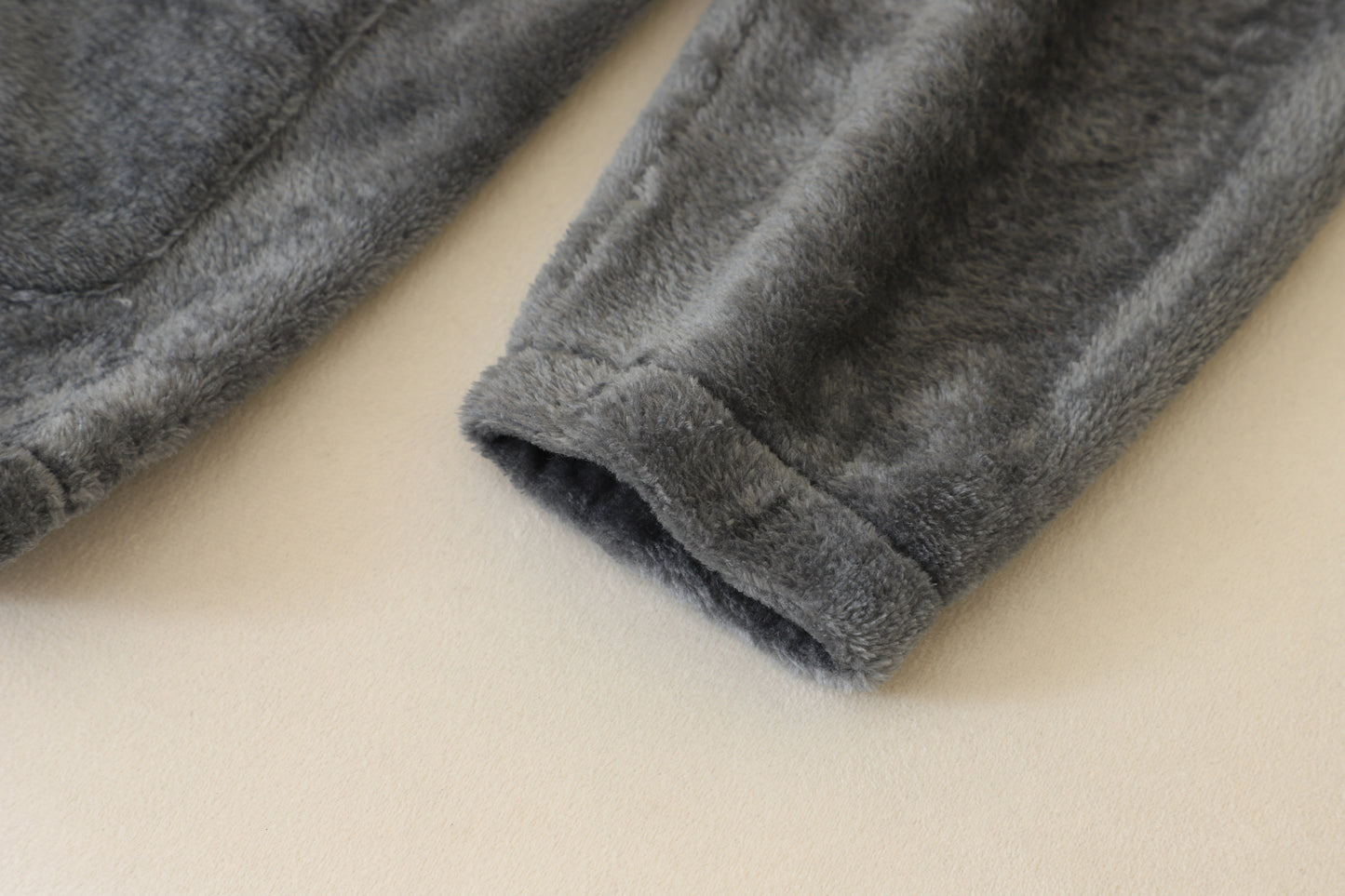 RuRu’s Cozy Men’s Velvet 3-Piece Lounge Set